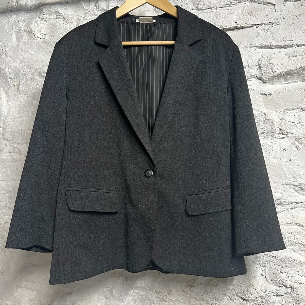 VanHeusen Studio blazer with pin strip lining single button oversized unisex
